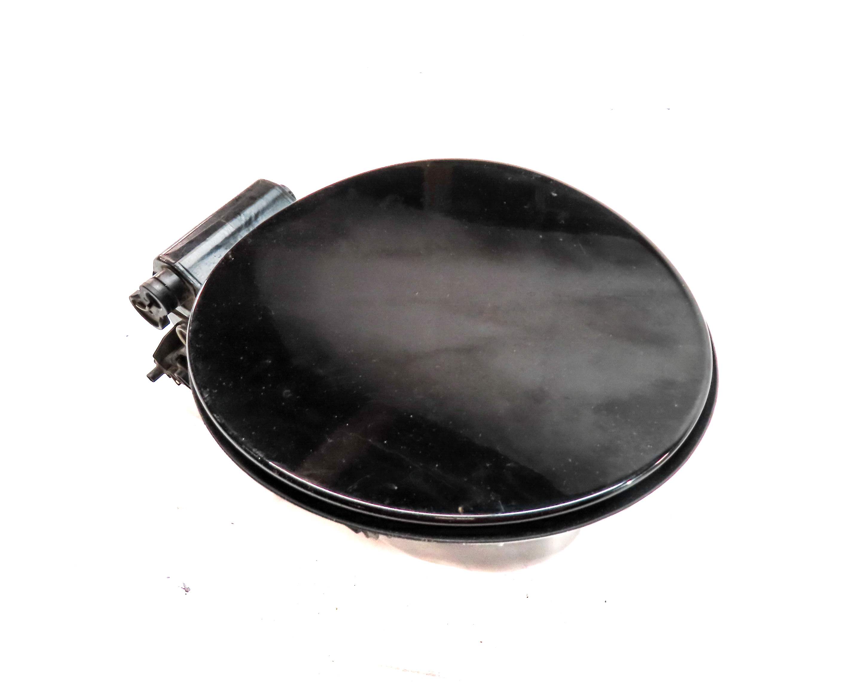 15-19 LAND ROVER DISCOVER SPORT (L550) FUEL TANK DOOR LID & HOUSING (Black) — exact item pictured